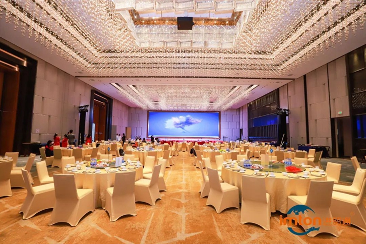 進貿通年會回顧“登高望遠”看見不一樣的世界 進貿通年會回顧“登高望遠”看見不一樣的世界